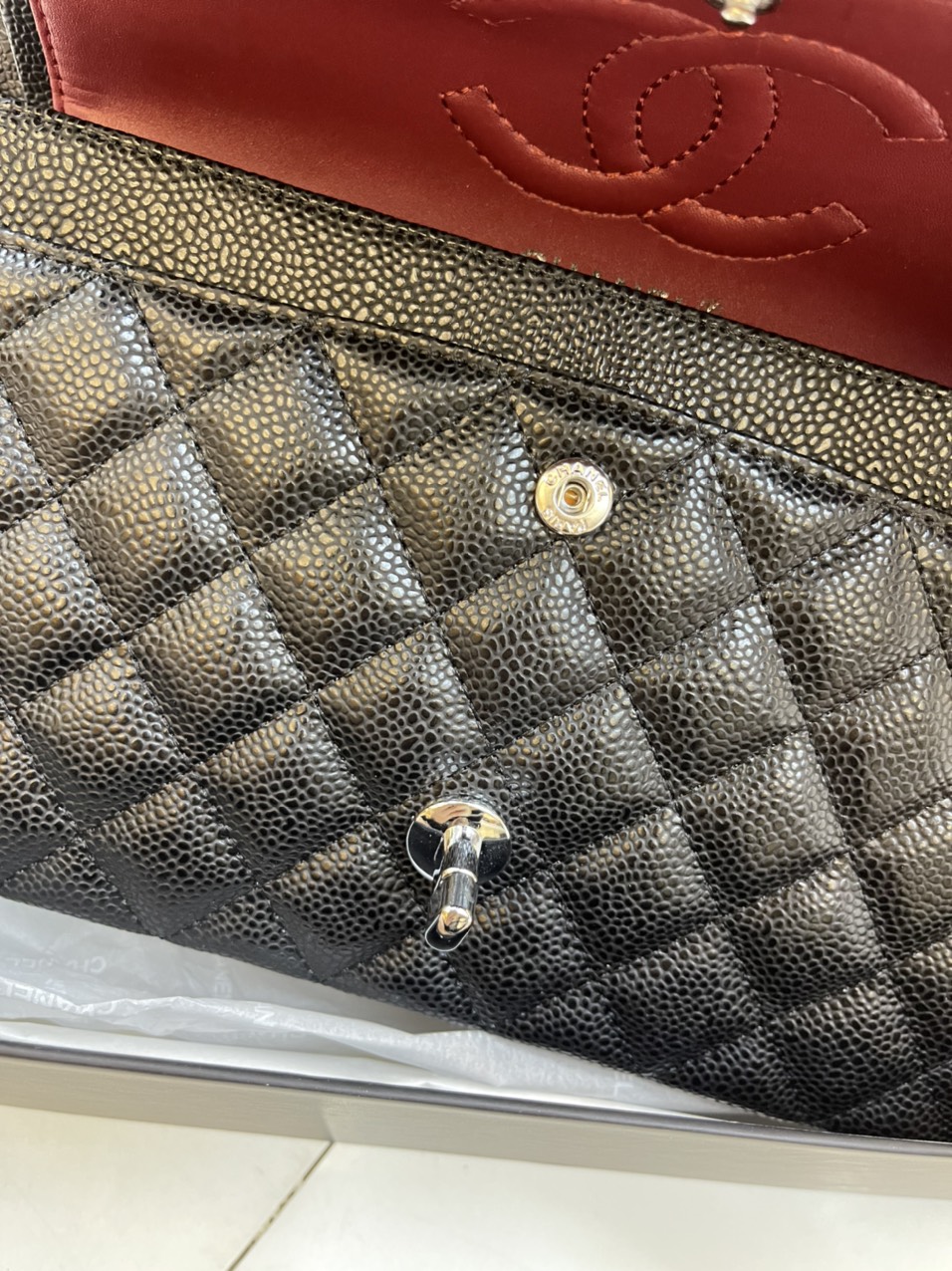 Túi Xách Chanel Super Classic Da Hạt Khóa Bạc 25CM